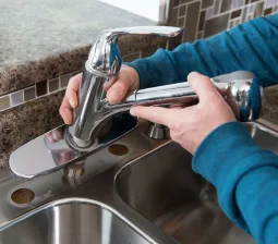 faucet-repair-and-replacement