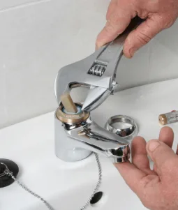 faucet-replacement-services