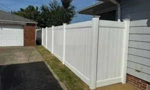 fence-installation-vinyl