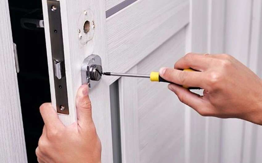 Door Lock and Handle Installation & Replacement