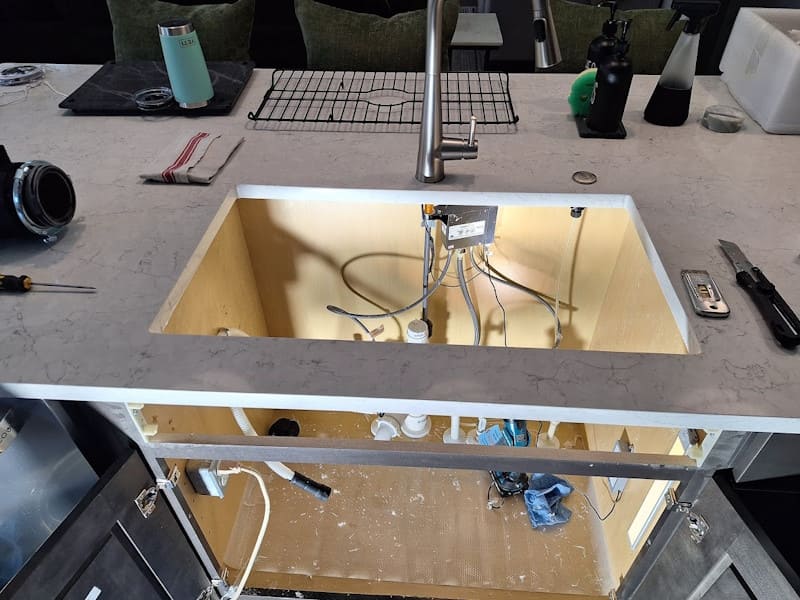 Professional kitchen sink installation by Handyman Expert