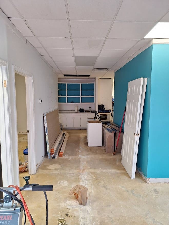 LVP Flooring Installation Handyman Expert