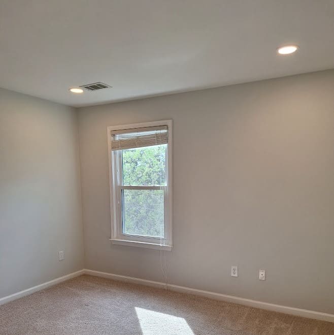 Popcorn ceiling removal process in bedroom Duluth GA by Handyman Expert